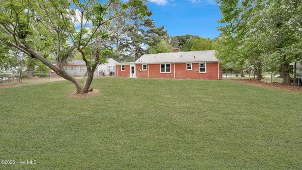 $227,000 | 2609 Jefferson Drive, Greenville, NC 27858