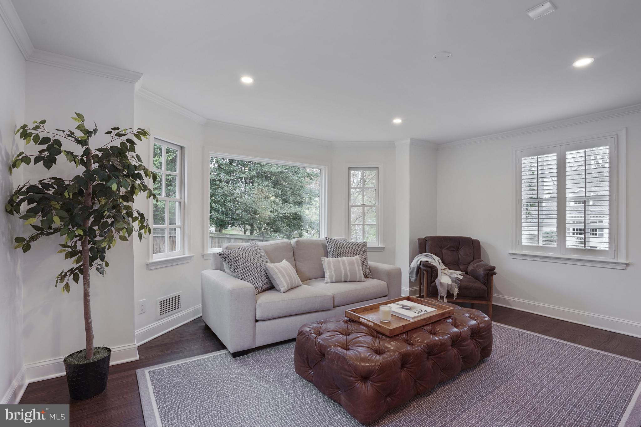 4603 Tournay Road Bethesda, MD 20816 - Photo 12 of 26 Family Room