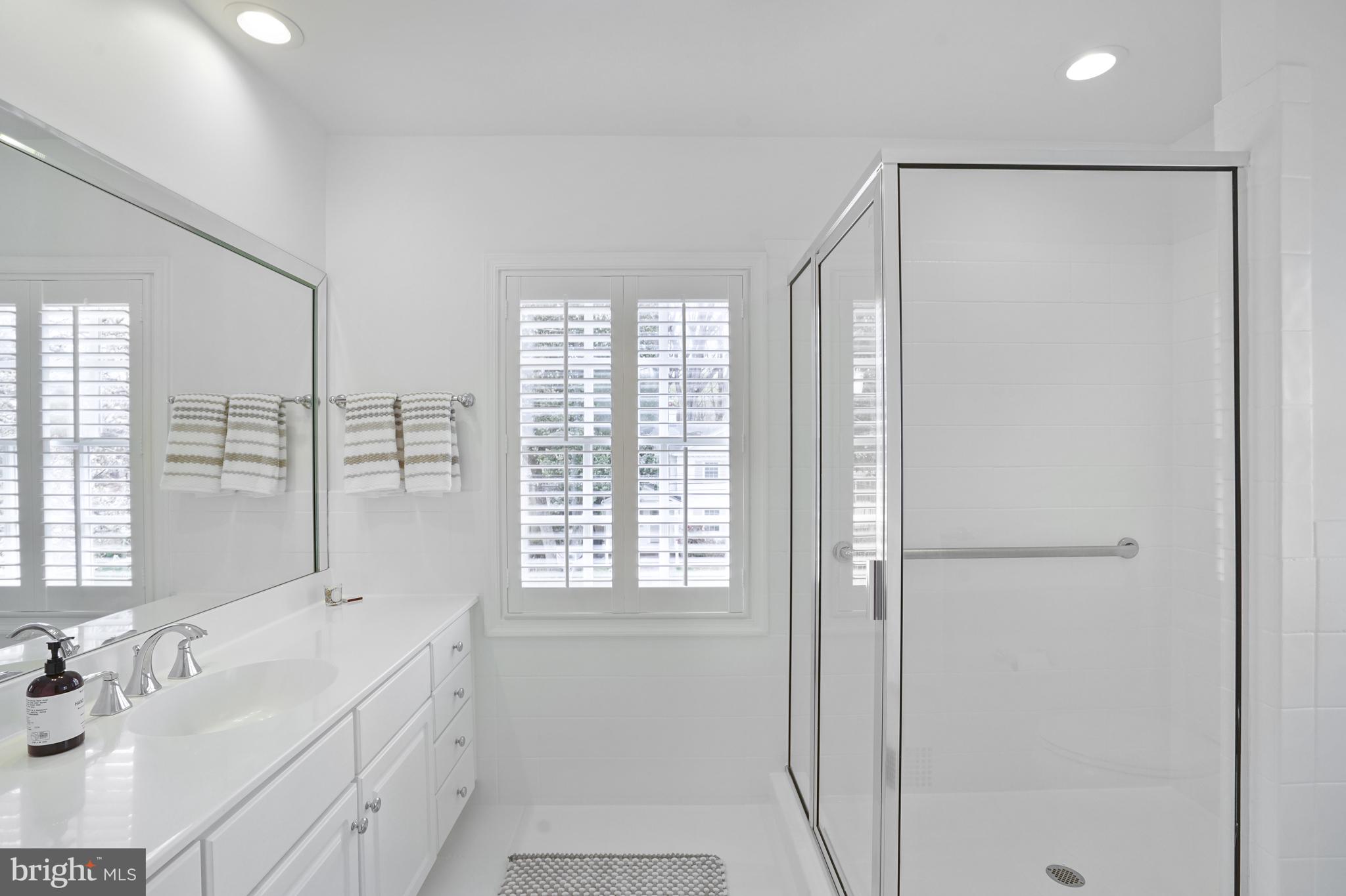 4603 Tournay Road Bethesda, MD 20816 - Photo 16 of 26 Primary Bath