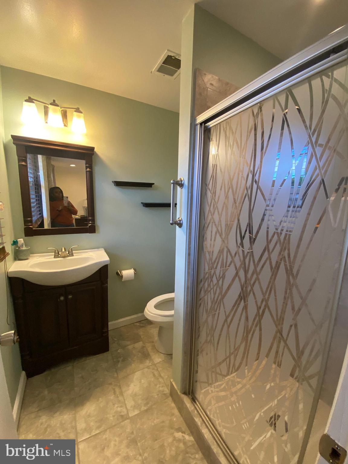 5932 Michael Road Waldorf, MD 20601 - Photo 16 of 25 Primary Bath