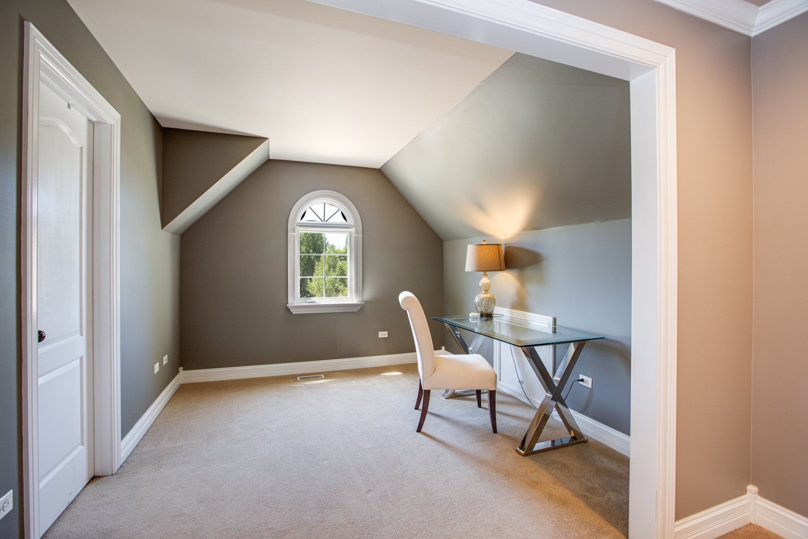 3976 Bluejay Lane Naperville, IL 60564 - Photo 16 of 34 a workspace room with a chair and wooden floor