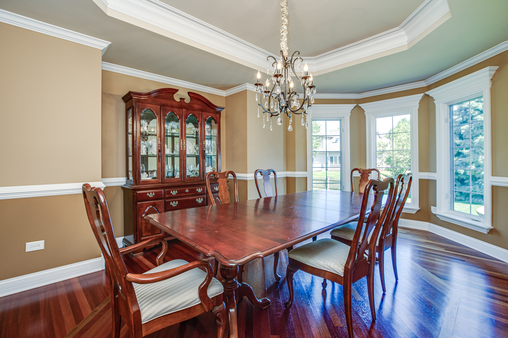 3976 Bluejay Lane Naperville, IL 60564 - Photo 6 of 34 a view of a dining room with furniture window and wooden floor