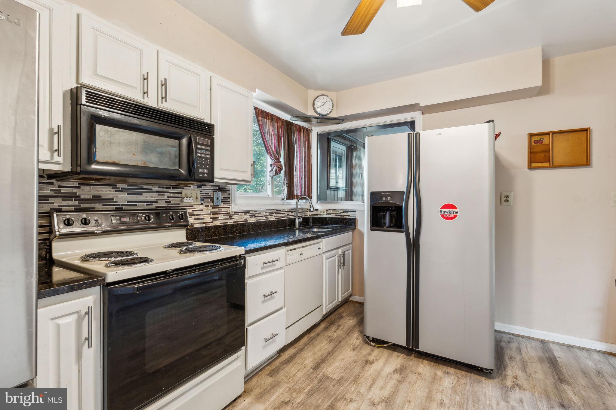 27301 Ridge Road Damascus, MD 20872 - Photo 6 of 26