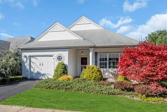 front view of house with a yard