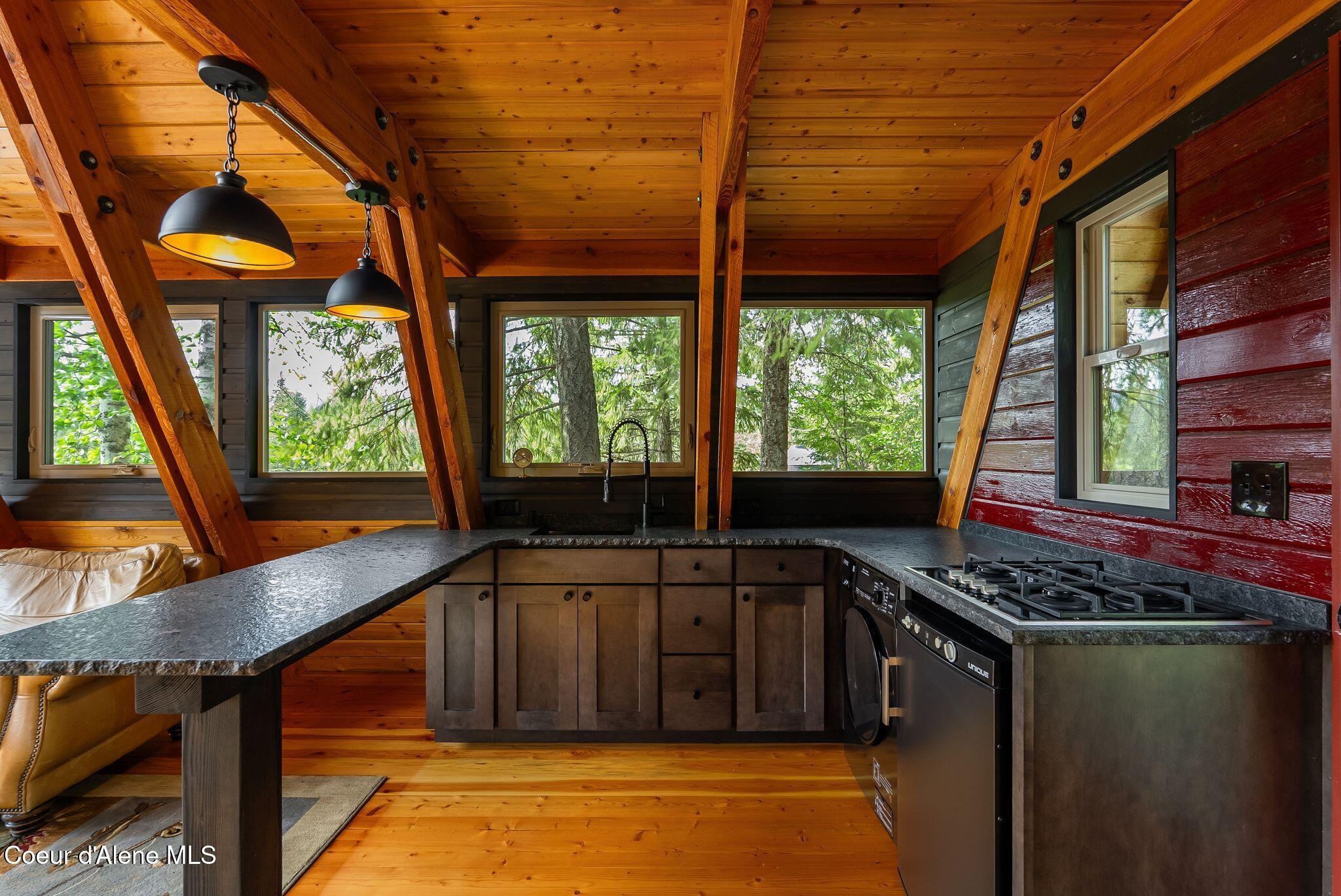 45 Rascals Road Sandpoint, ID 83864 - Photo 13 of 55 .