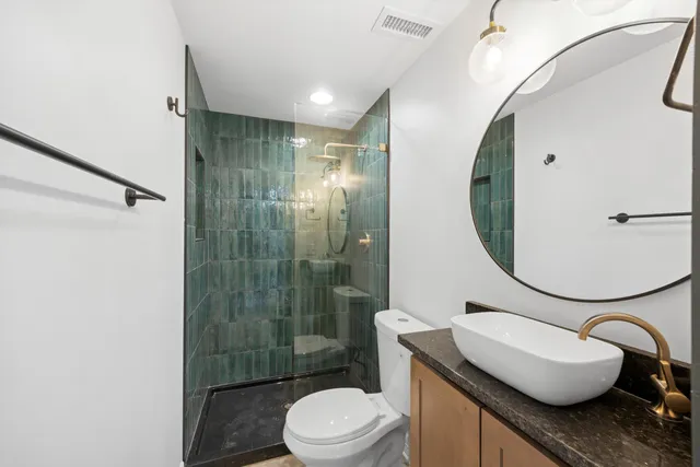 $249,000 | 117 East 7th Street, Unit 511D, Chattanooga, TN 37402