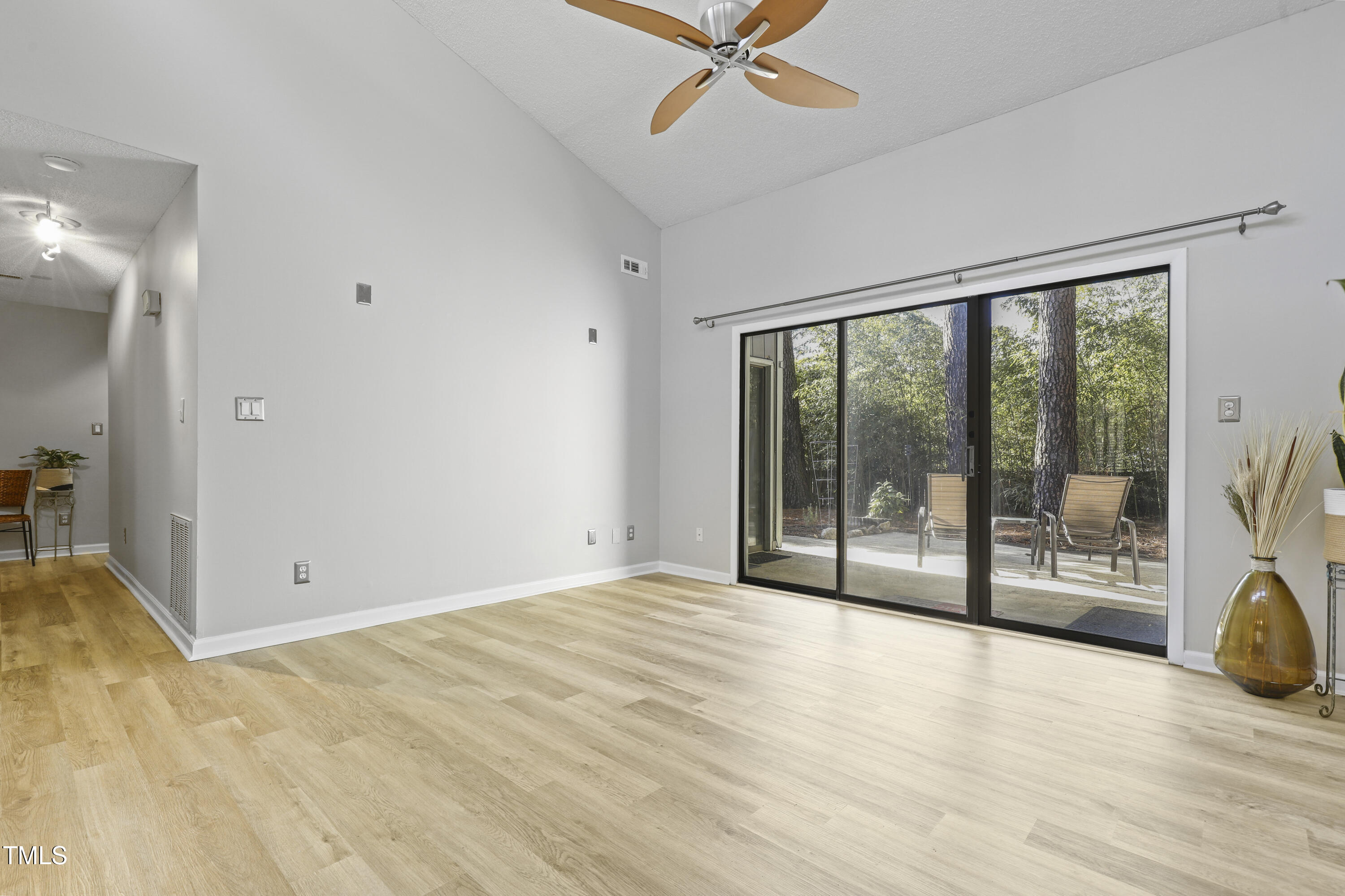 5921 Farm Gate Road Raleigh, NC 27606 - Photo 4 of 27 6