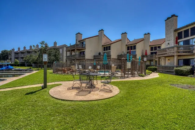 $660,000 | 509 Short Circuit, Unit 205, Horseshoe Bay, TX 78657