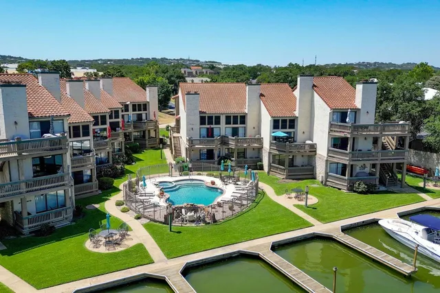 $660,000 | 509 Short Circuit, Unit 205, Horseshoe Bay, TX 78657