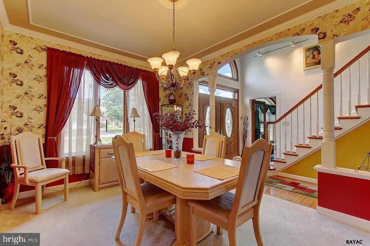 1325 Greenbriar Road York, PA 17404 - Photo 5 of 36 Gallery Image 5