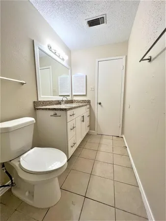 $1,630 | 2130 Greenbriar Colony Drive, Unit 2130, Houston, TX 77032