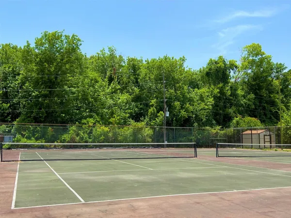 $1,630 | 2130 Greenbriar Colony Drive, Unit 2130, Houston, TX 77032