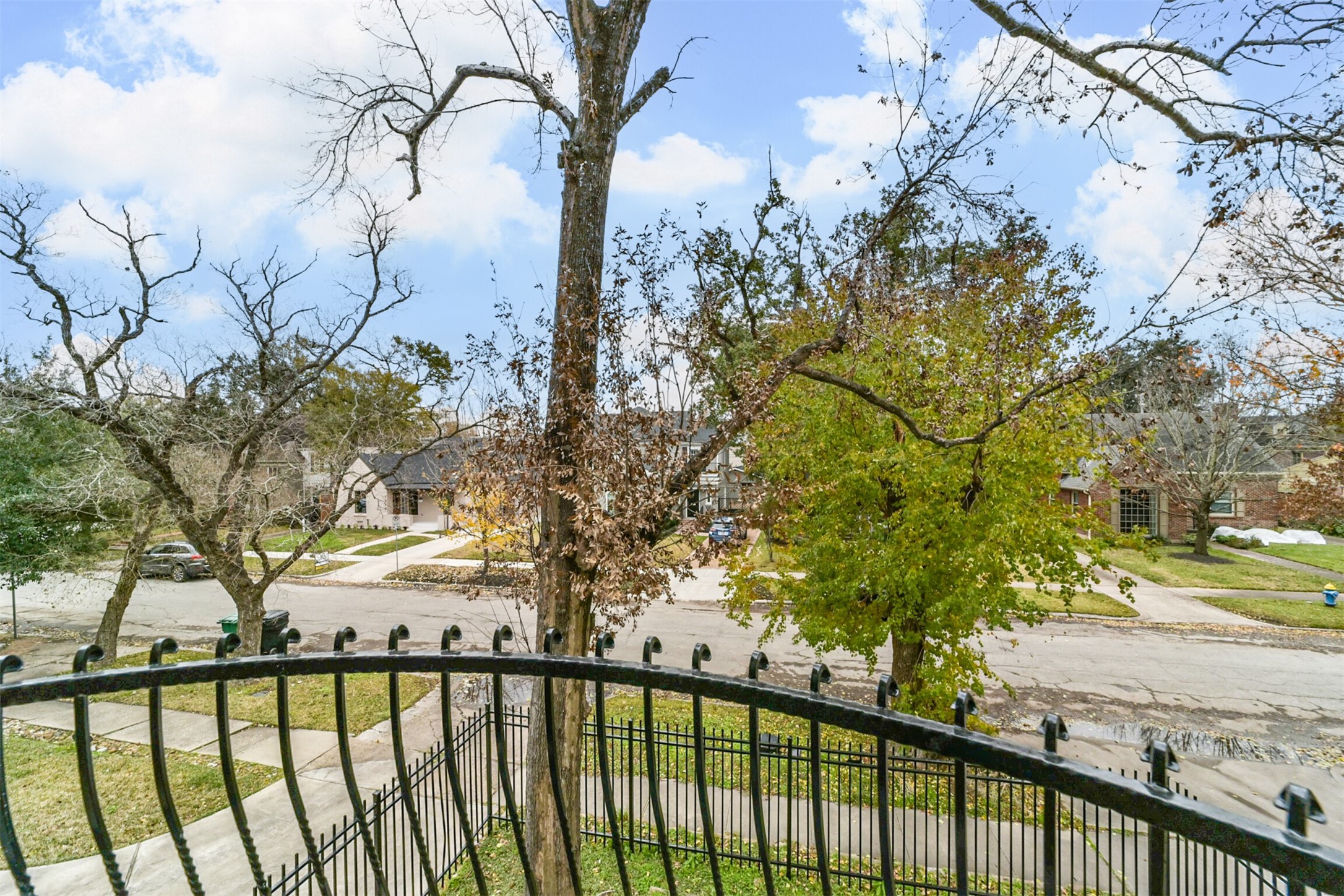 1826 A Portsmouth Street Houston, TX 77098 - Photo 23 of 37