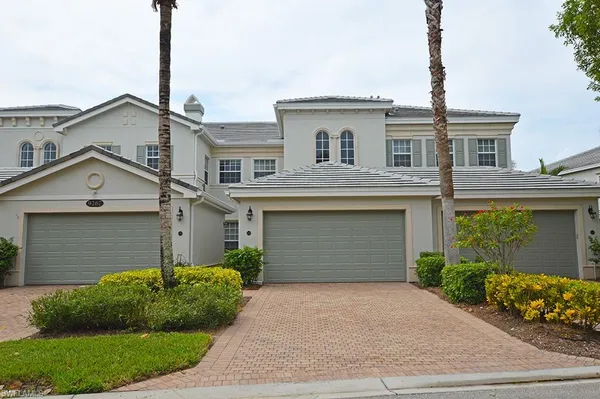 $5,200 | 9267 Museo Circle, Unit 204, Naples, FL 34114