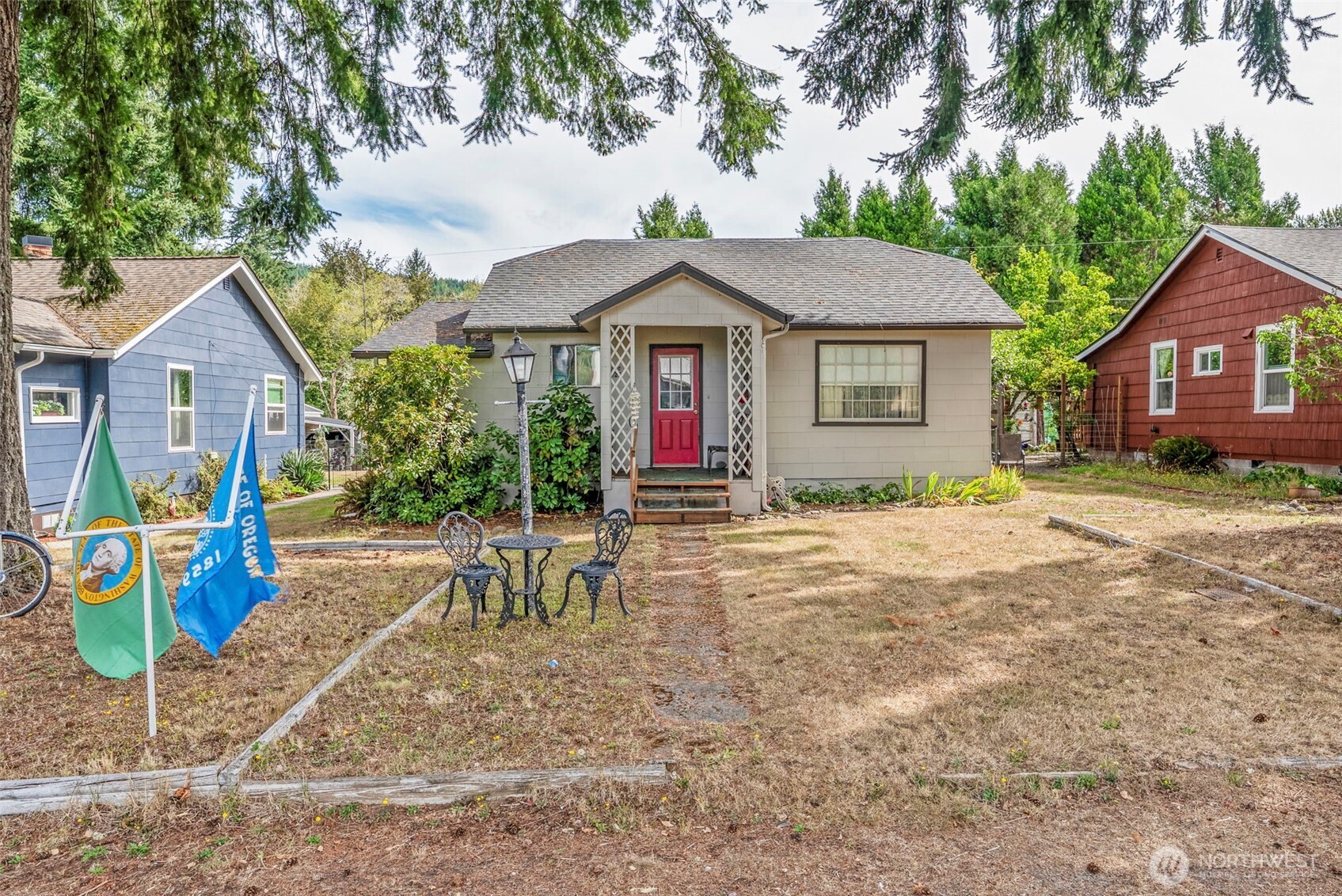 110 Madison Street Ryderwood, WA 98581 - Photo 4 of 30 a front view of a house with patio