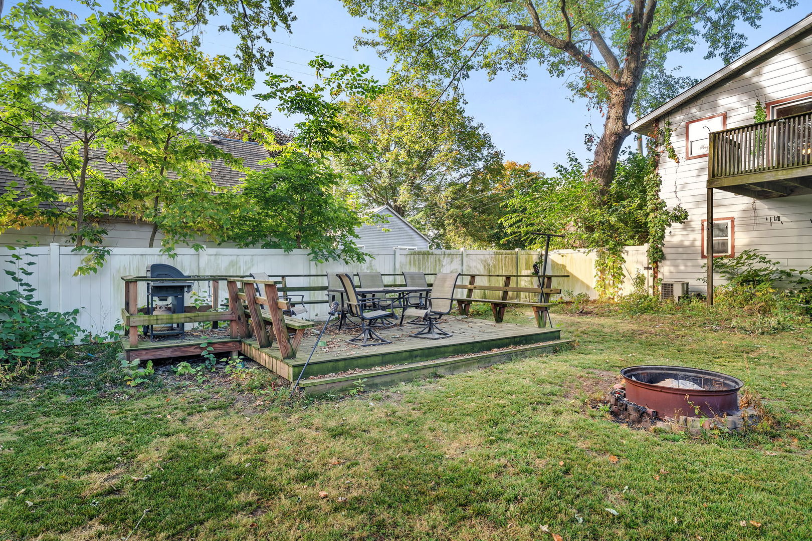 1636 North 4012th Road Earlville, IL 60518 - Photo 24 of 31 a view of a house with backyard porch and sitting area