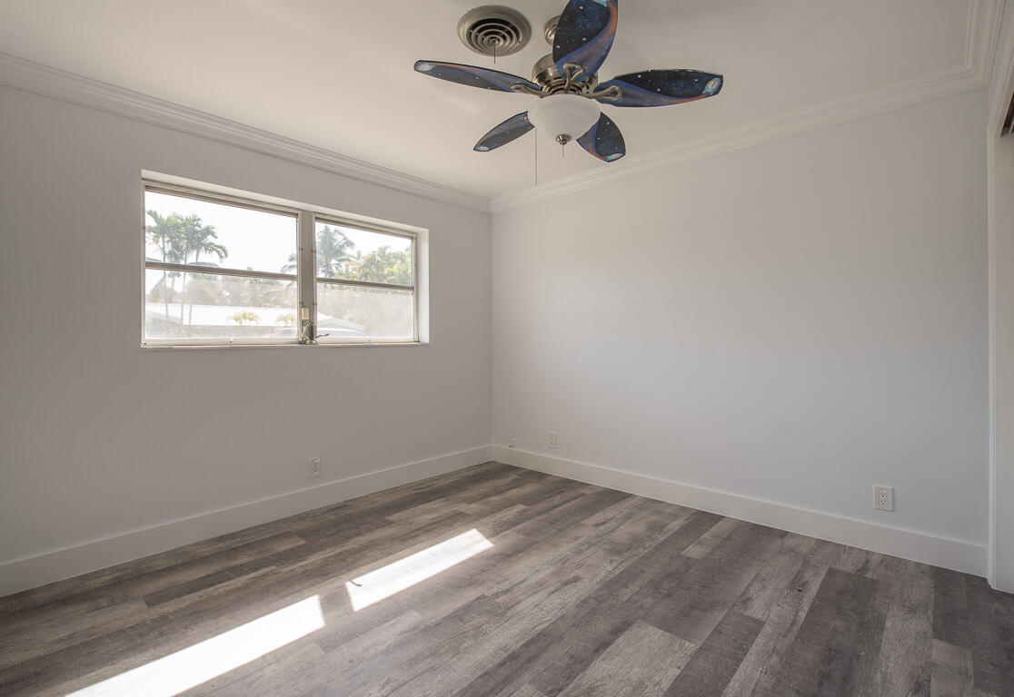750 Southwest 3rd Street Boca Raton, FL 33486 - Photo 19 of 30 750 SW 3rd Street-40