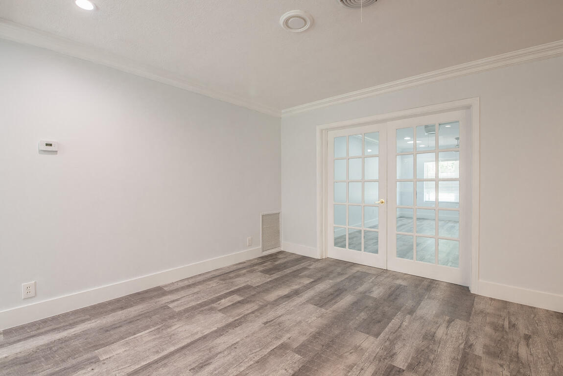 750 Southwest 3rd Street Boca Raton, FL 33486 - Photo 5 of 30 750 SW 3rd Street-27