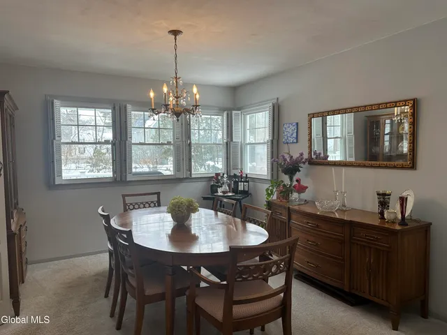 $385,000 | 1535 Myron Street, Niskayuna, NY 12309