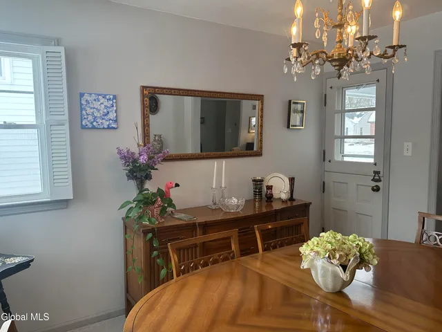 $385,000 | 1535 Myron Street, Niskayuna, NY 12309