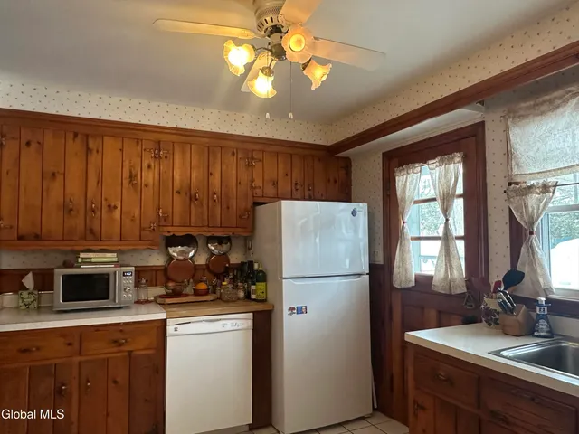 $385,000 | 1535 Myron Street, Niskayuna, NY 12309