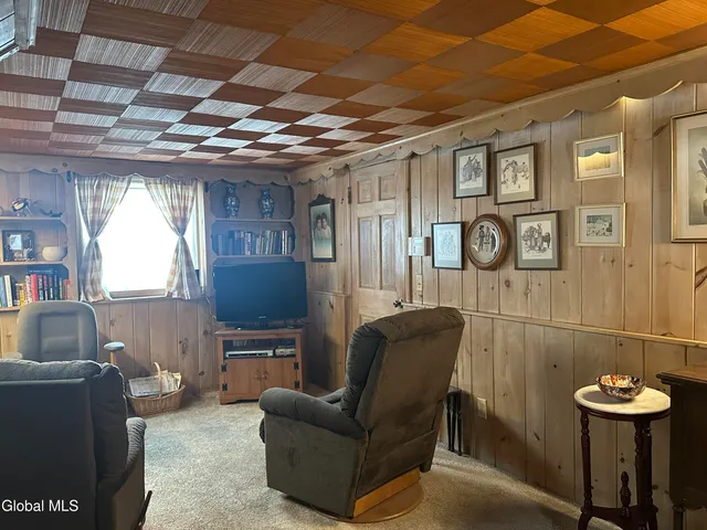 $385,000 | 1535 Myron Street, Niskayuna, NY 12309