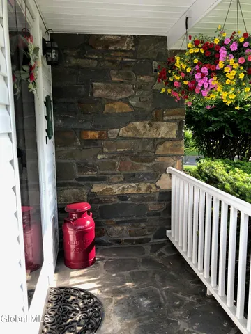 $385,000 | 1535 Myron Street, Niskayuna, NY 12309