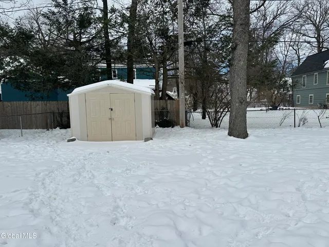 $385,000 | 1535 Myron Street, Niskayuna, NY 12309