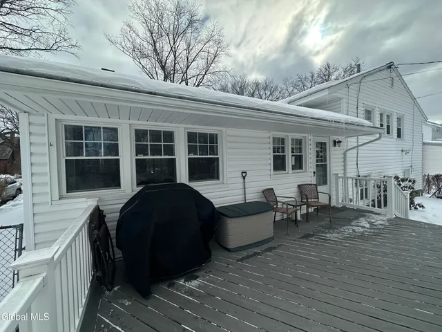 $385,000 | 1535 Myron Street, Niskayuna, NY 12309