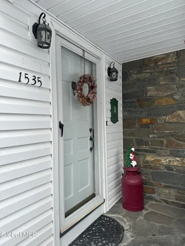 $385,000 | 1535 Myron Street, Niskayuna, NY 12309