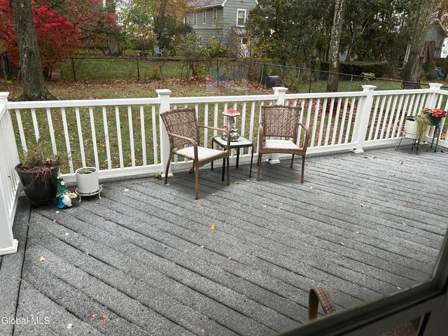 $385,000 | 1535 Myron Street, Niskayuna, NY 12309