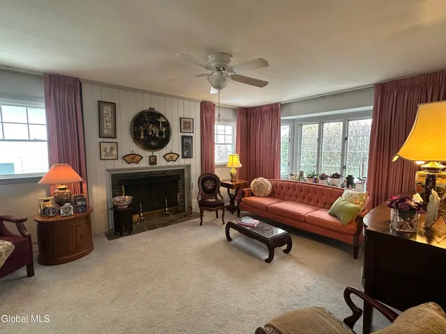 $385,000 | 1535 Myron Street, Niskayuna, NY 12309