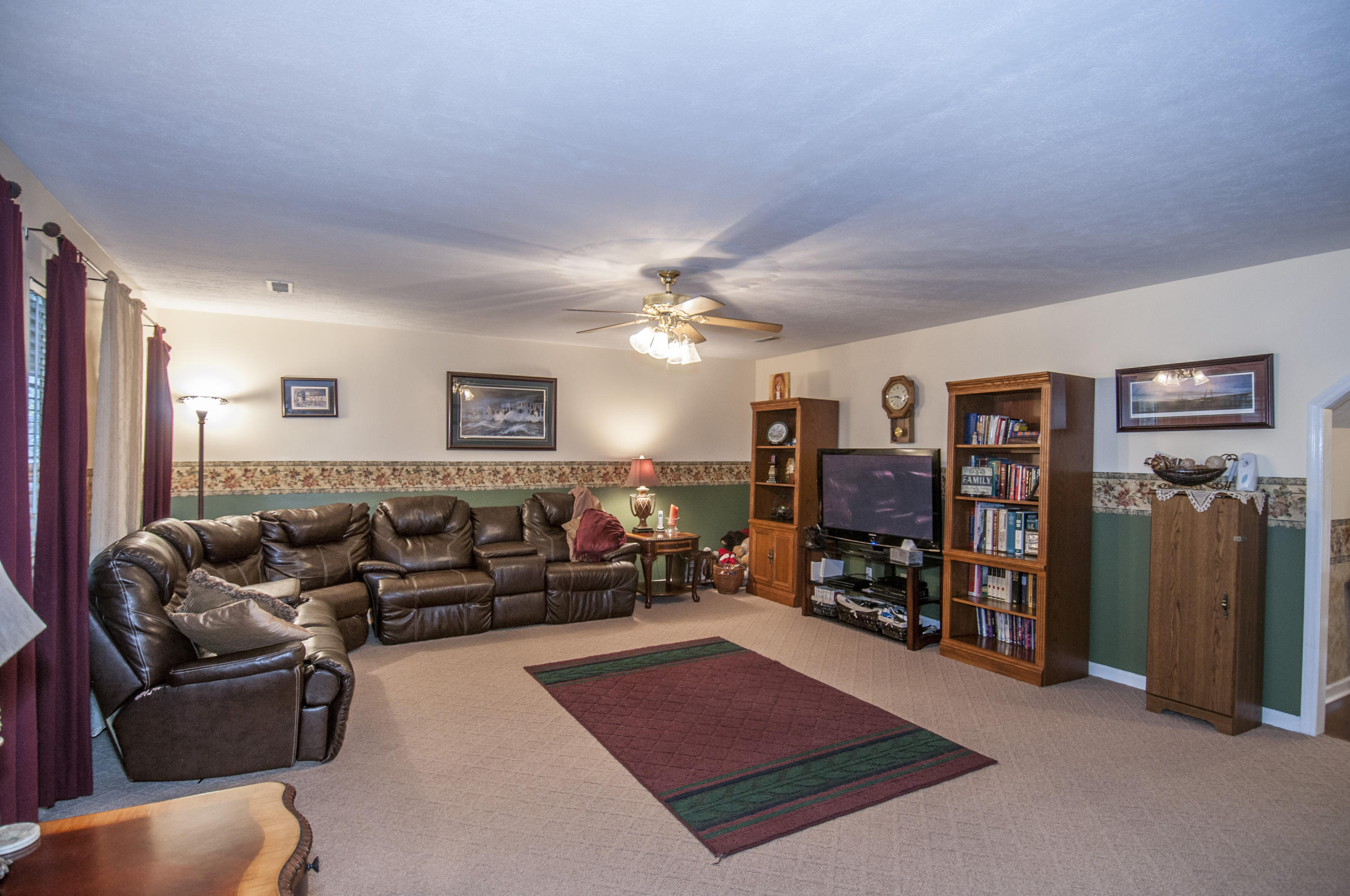 1425 Foxtail Pine Road Ladson, SC 29456 - Photo 10 of 54 _DSC8383_1.jpg