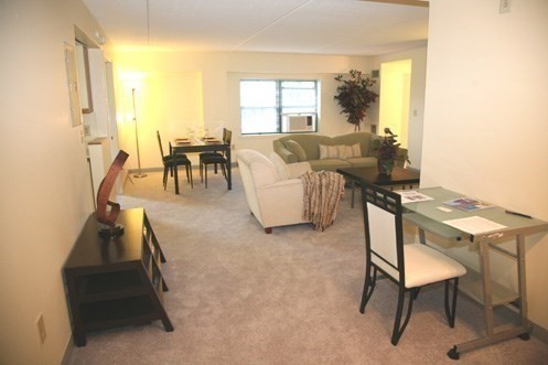 108 Peterborough Street, Unit 4F Boston, MA 02215 - Photo 4 of 10