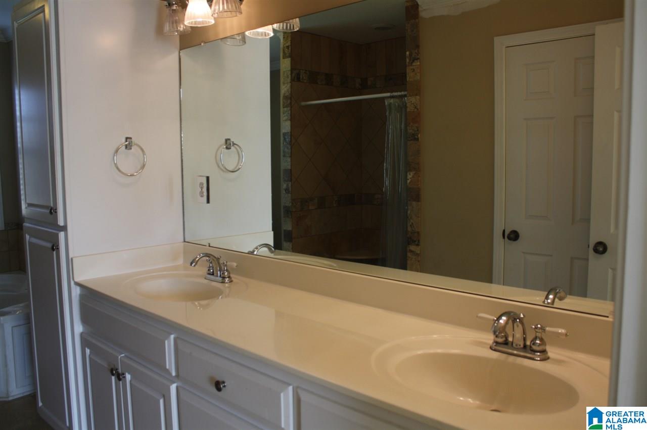 907 Ransome Drive Oneonta, AL 35121 - Photo 15 of 33