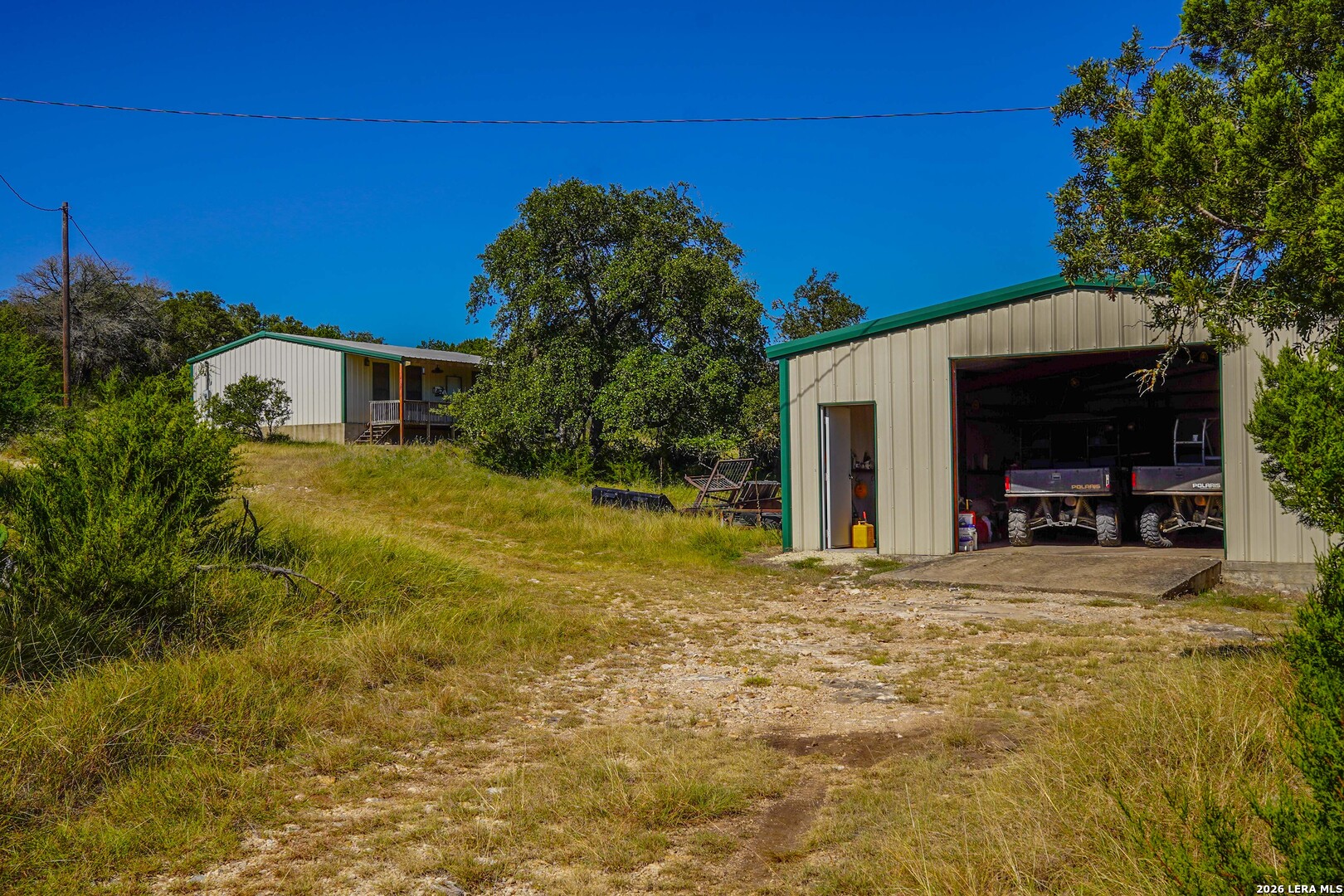 14468 County Road 310 Rocksprings, TX 78880 - Photo 4 of 101 Gallery Image 4