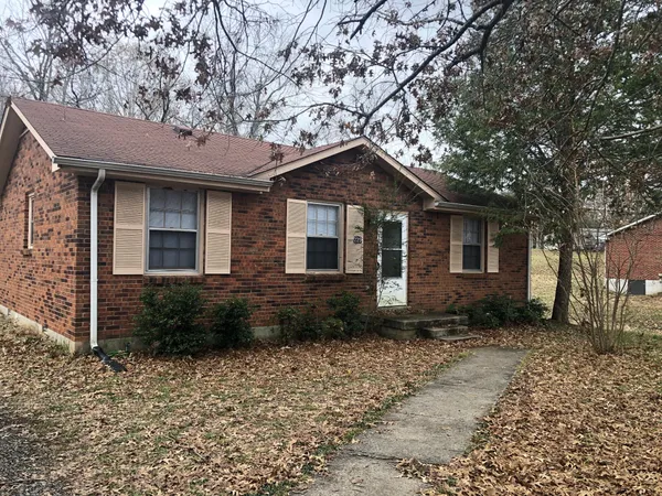 $1,290 | 225 Old Hopkinsville Highway, Clarksville, TN 37042