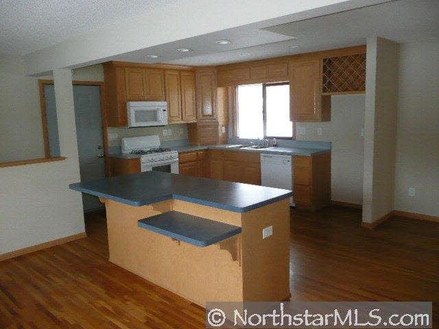 4271 Rahn Road Eagan, MN 55122 - Photo 3 of 10 Gallery Image 3