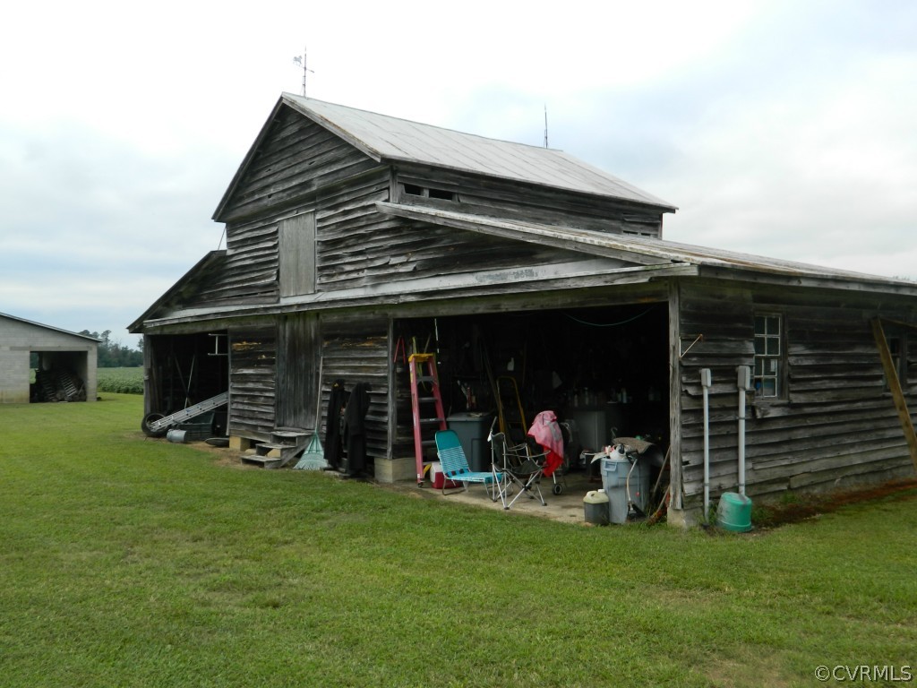 10268 Wakefield Road Sedley, VA 23878 - Photo 3 of 23 Gallery Image 3