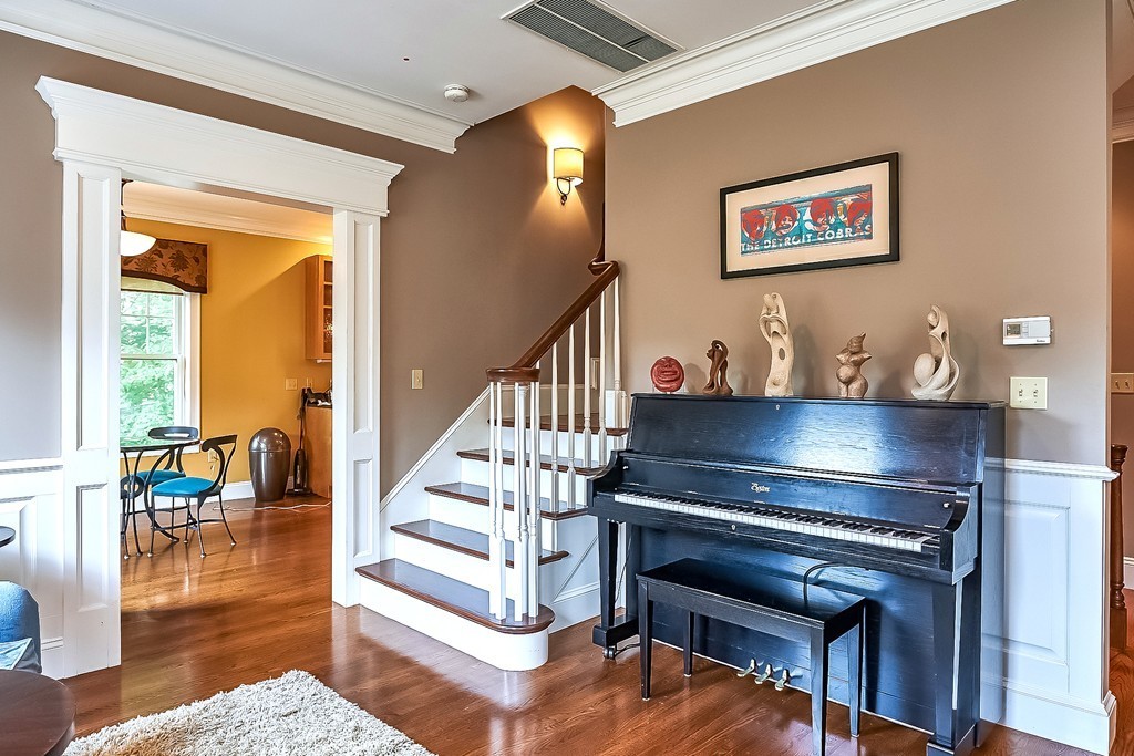 61 Prospect Street Needham, MA 02492 - Photo 6 of 30 Gallery Image 6
