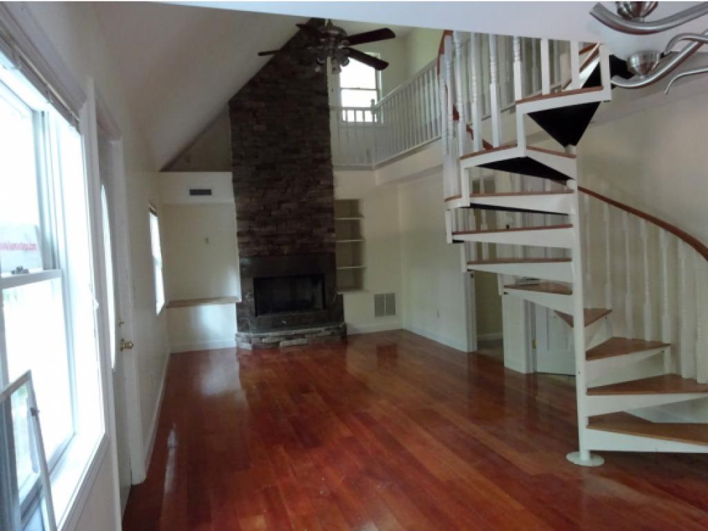 29 Carlotta Road Fitzwilliam, NH 03447 - Photo 3 of 17