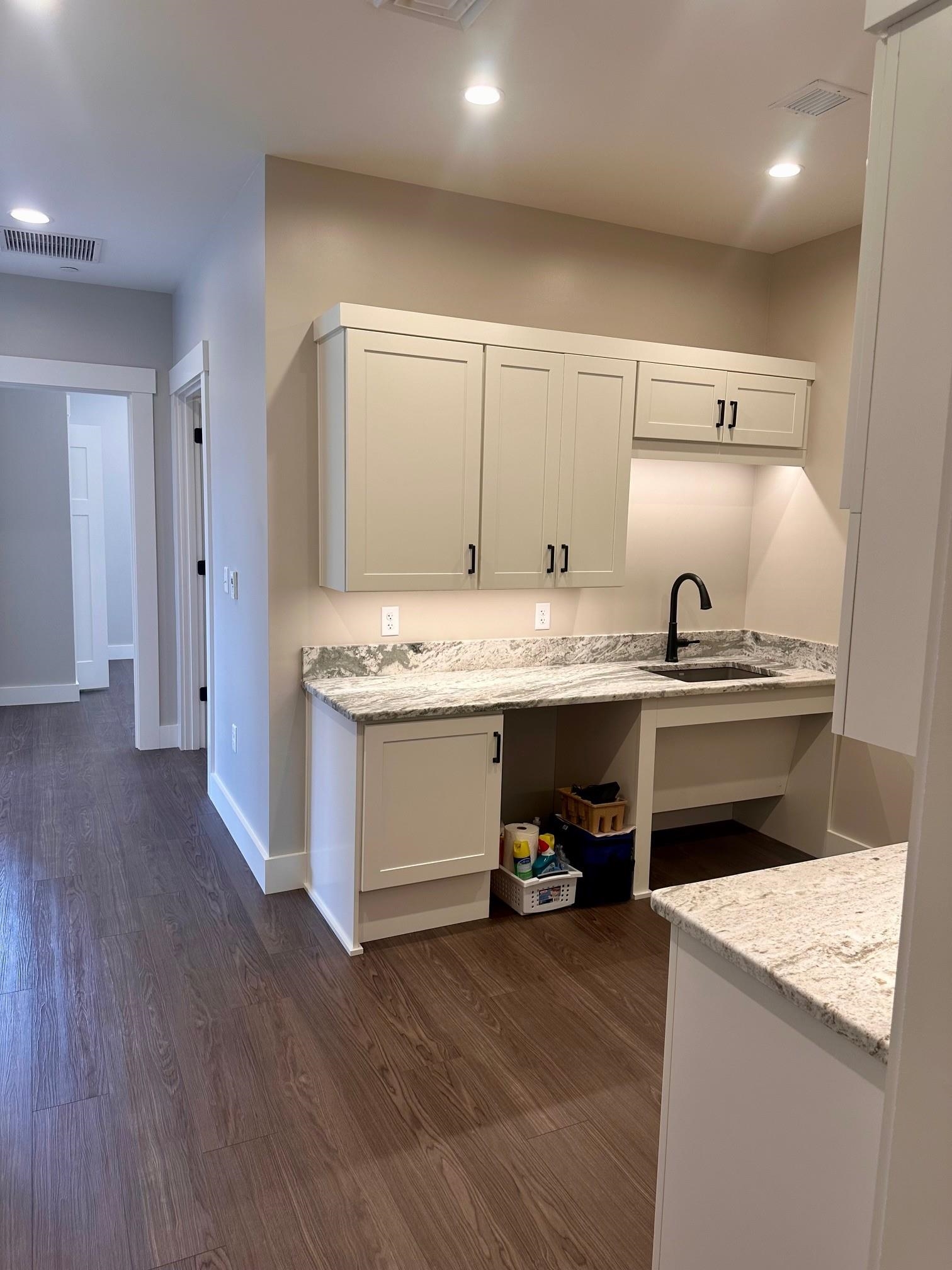 30 High Street, Unit 2 Pembroke, NH 03275 - Photo 6 of 26