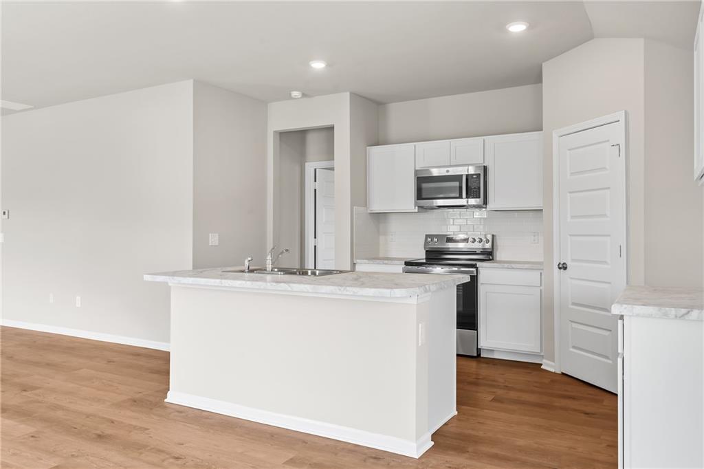 20231 West 195th Street Spring Hill, KS 66083 - Photo 9 of 25