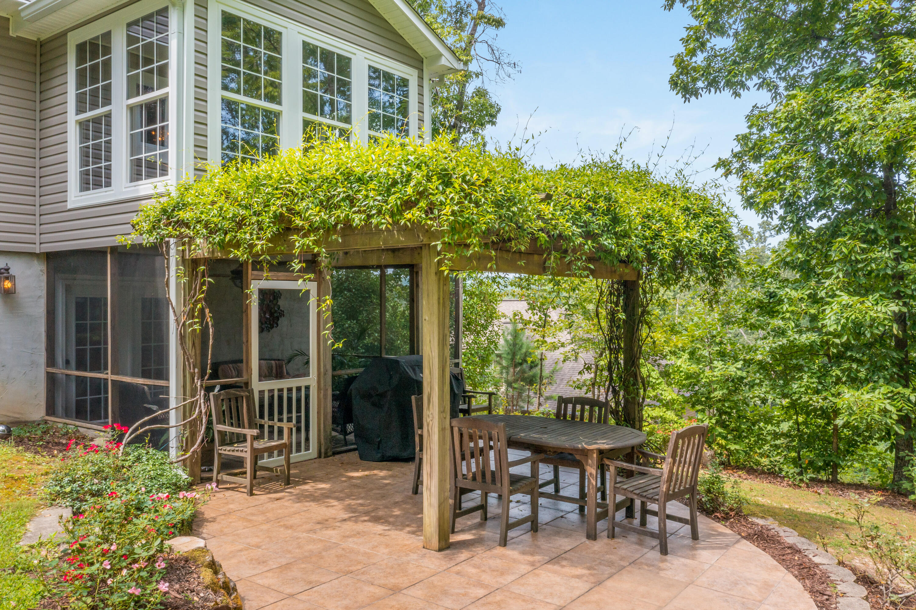1727 Hunters Ridge Road Soddy Daisy, TN 37379 - Photo 27 of 33 1727_Hunters_Ridge_Rd_0007