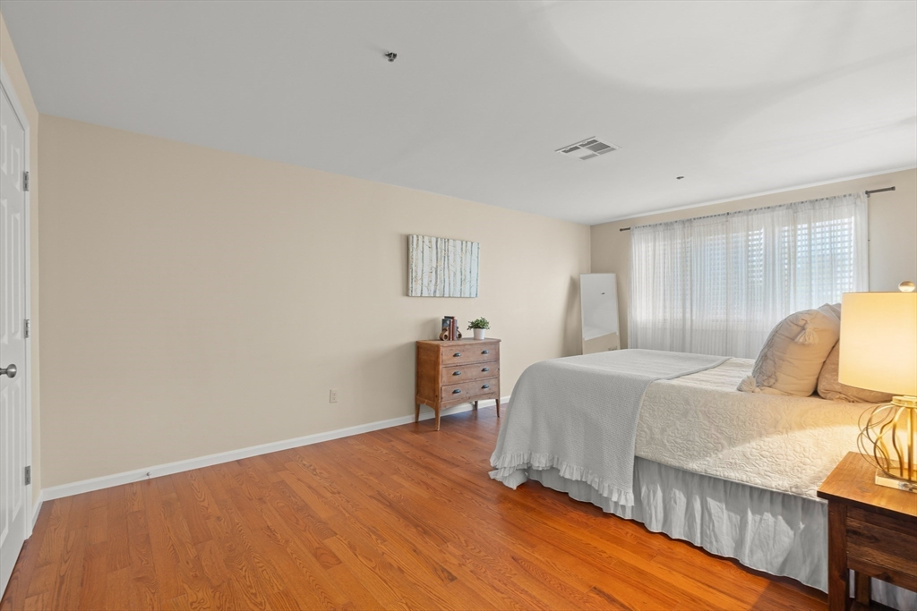 38 Dunham Road, Unit 204 Beverly, MA 01915 - Photo 12 of 28 Gallery Image 12