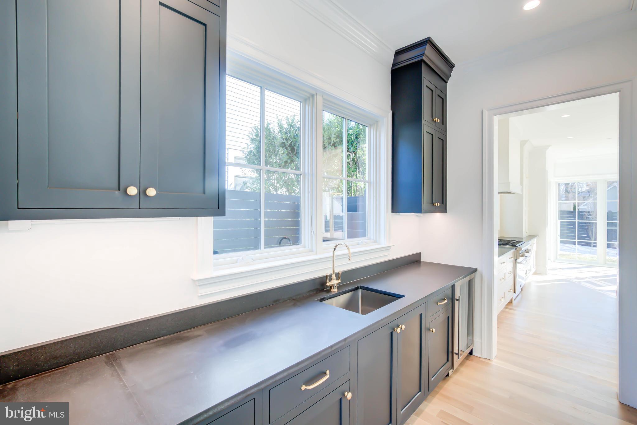 4422 Walsh Street Chevy Chase, MD 20815 - Photo 13 of 85