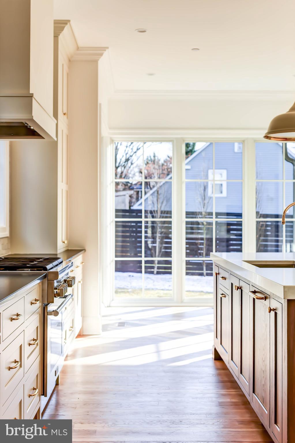 4422 Walsh Street Chevy Chase, MD 20815 - Photo 15 of 85