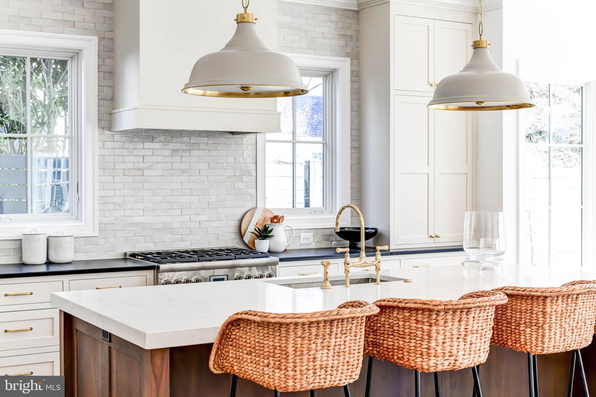 4422 Walsh Street Chevy Chase, MD 20815 - Photo 19 of 93