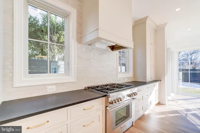 $3,799,000 | 4422 Walsh Street, Chevy Chase, MD 20815