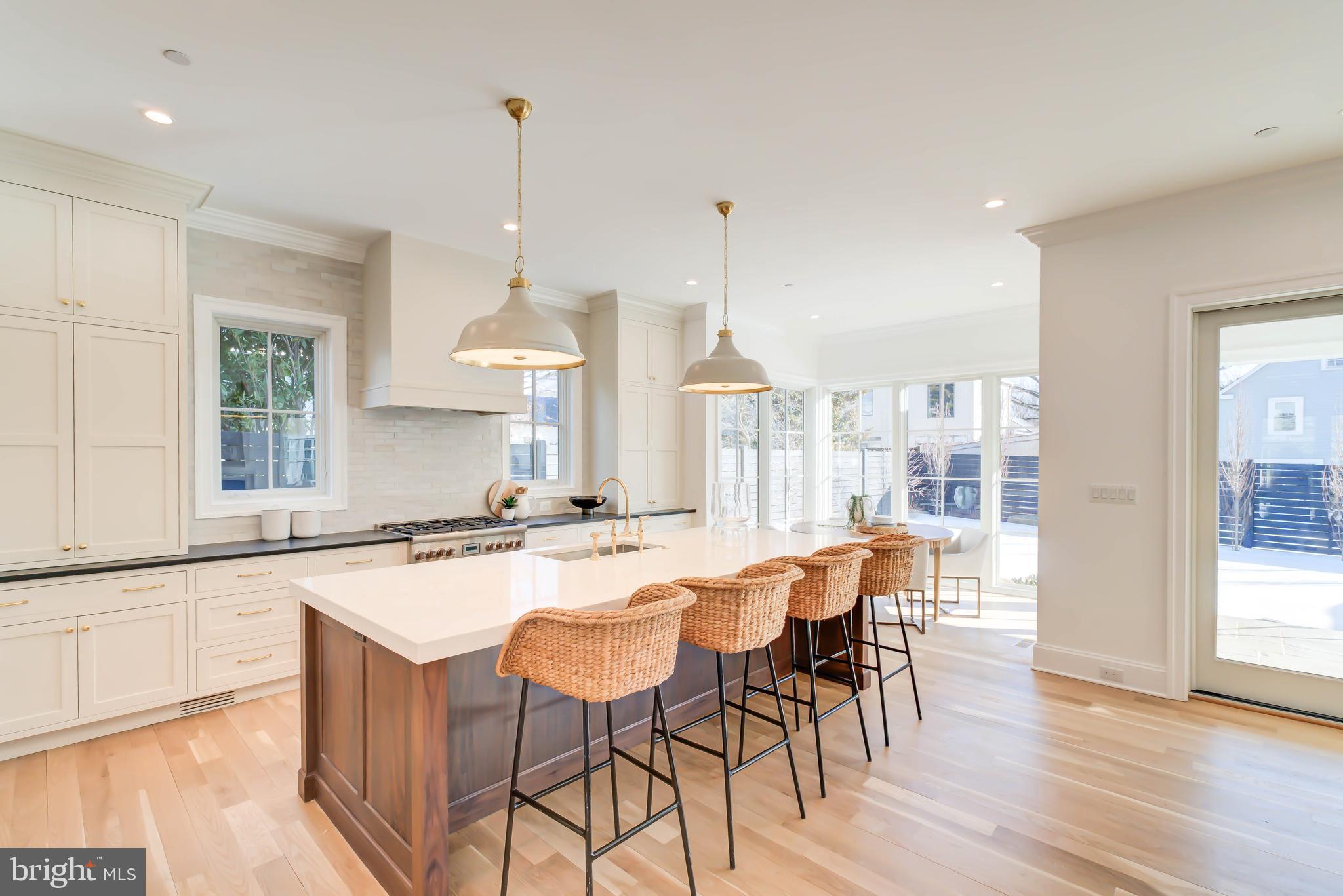 4422 Walsh Street Chevy Chase, MD 20815 - Photo 25 of 93